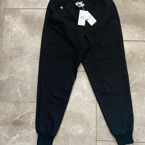 Figs mens jogger scrubs small black